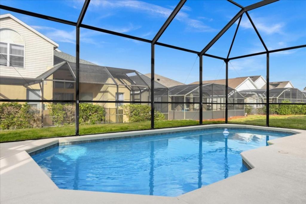 5 Bedrooms - 3,5 Bathrooms - Windsor Palms 8017 Kp Casa de férias