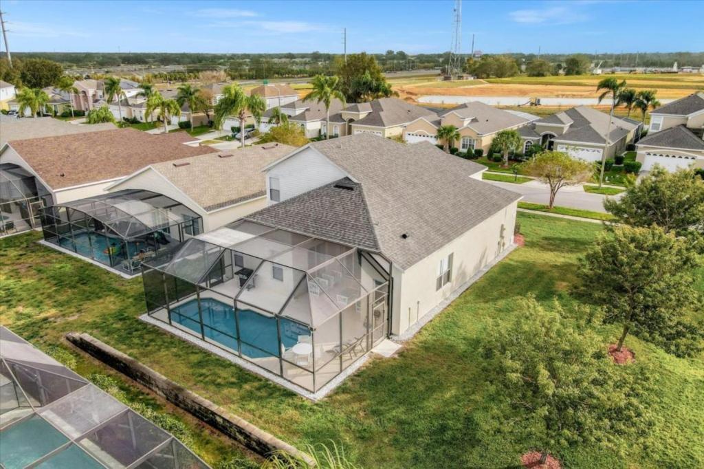 Casa de férias 5 Bedrooms - 3,5 Bathrooms - Windsor Palms 8017 Kp